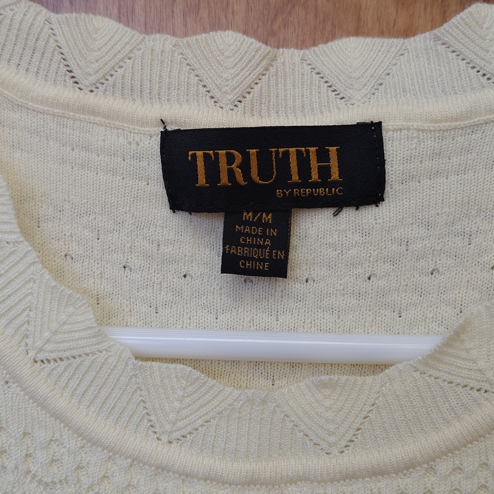 Truth Ivory Knit Short Sleeve Sweater Top - Picture 2 of 11